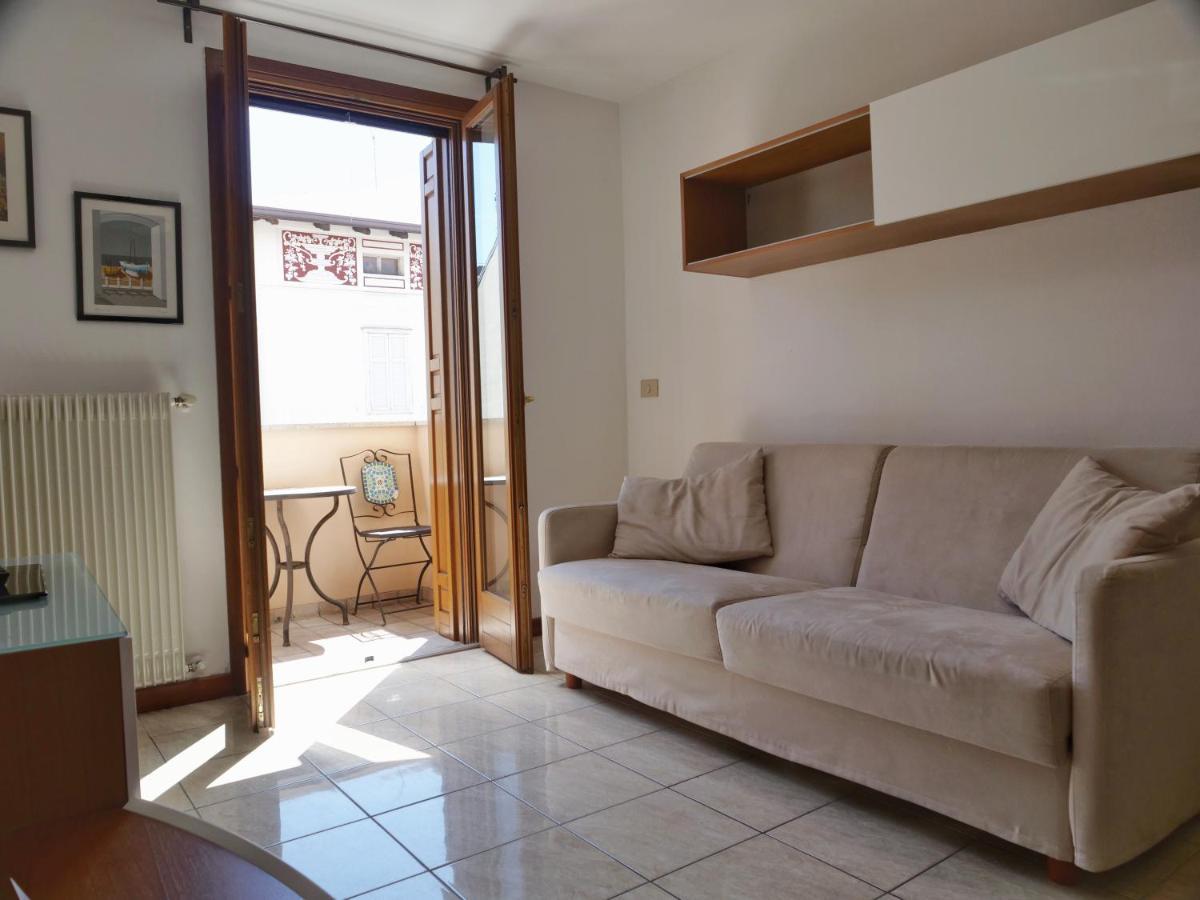 Lounge Del Duca, Centralissimo Bicamere Su Due Livelli - Posto Auto A Richesta Grado Exterior foto