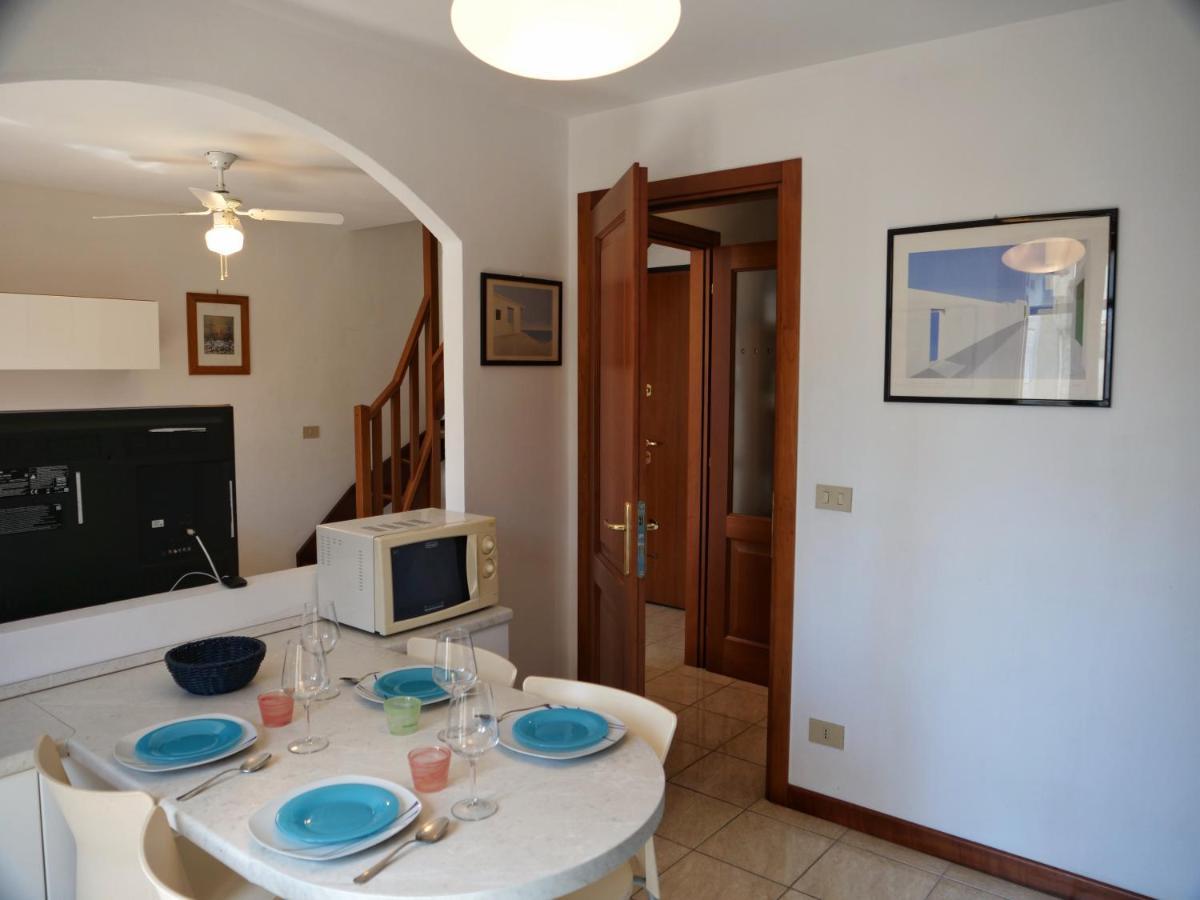 Lounge Del Duca, Centralissimo Bicamere Su Due Livelli - Posto Auto A Richesta Grado Exterior foto